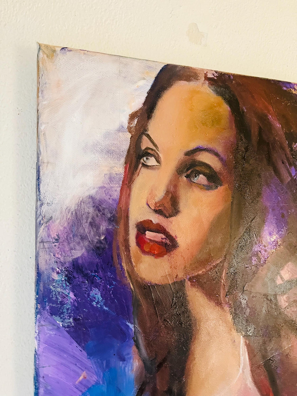 Hands on your knees, Angelina