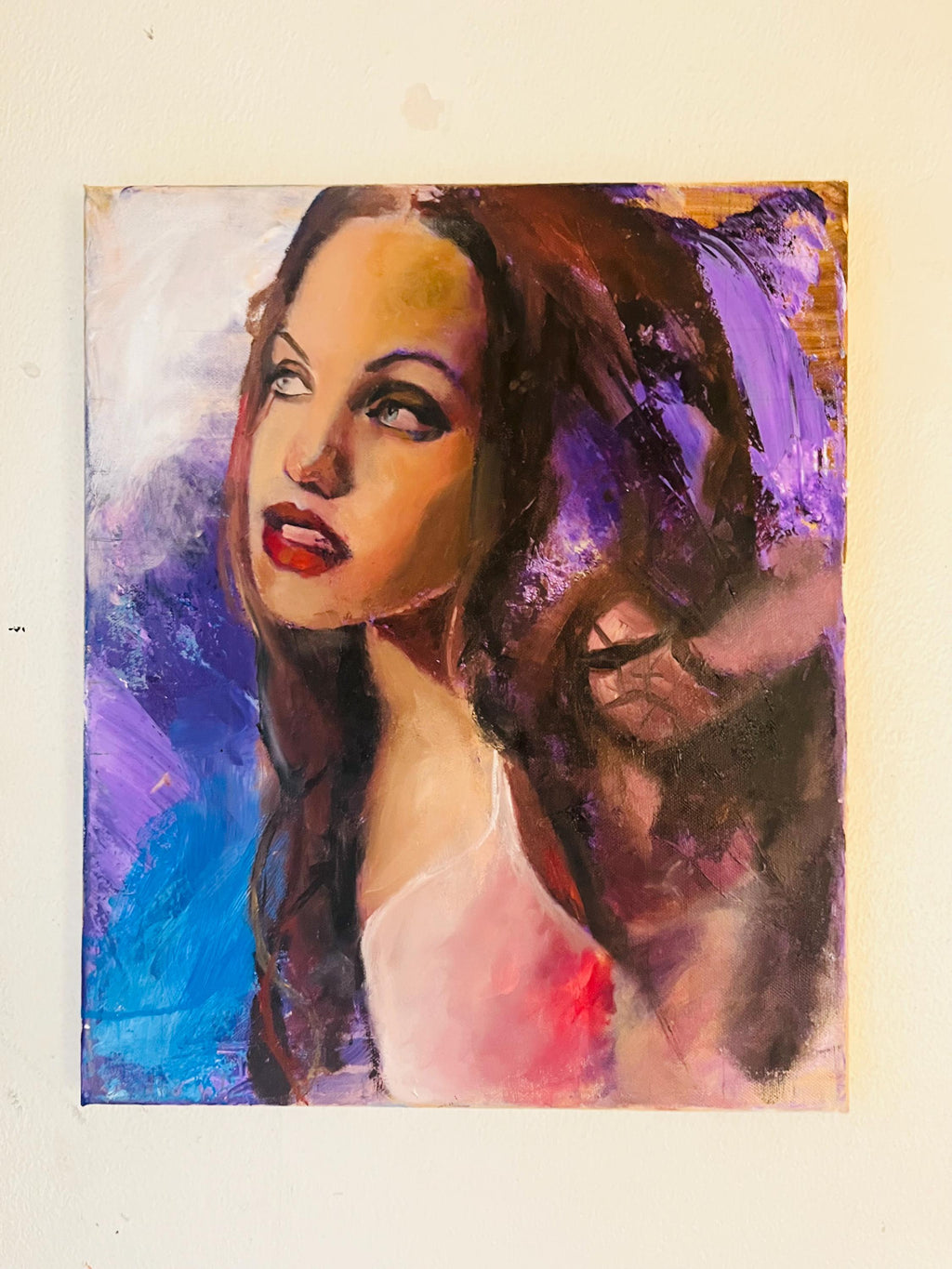 Hands on your knees, Angelina